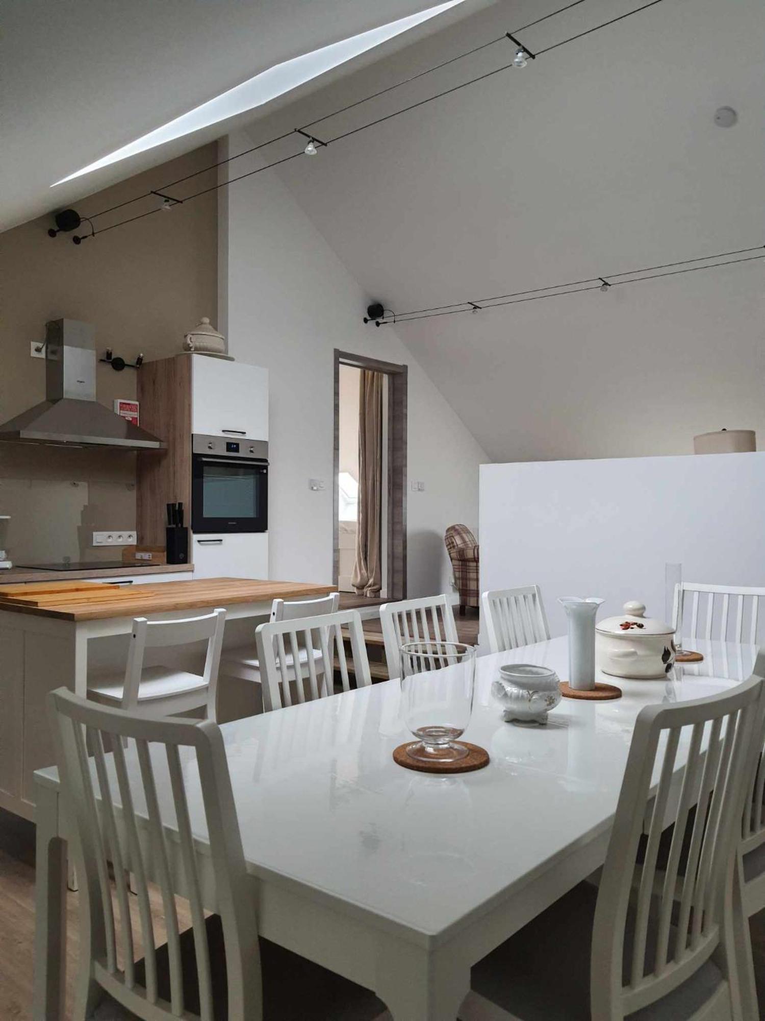 Gite Rural 3 Epis "Aux Pieds Des Ar'Den" - Chambre 1 Isolee Et Chambre 2 Dans Hall De Nuit - 34 Rue Du Chateau A 5564 Wanlin - 4 Adultes Et 2 Enfants Houyet Exterior photo